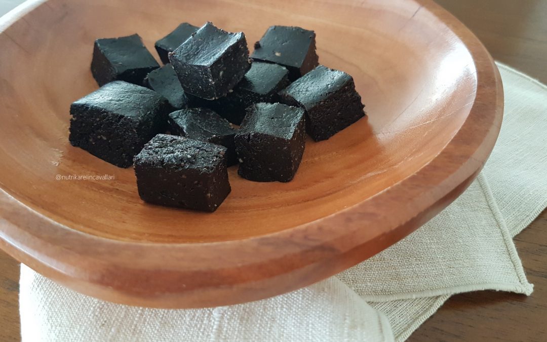 quadradinhos de CACAU MARAVILHA